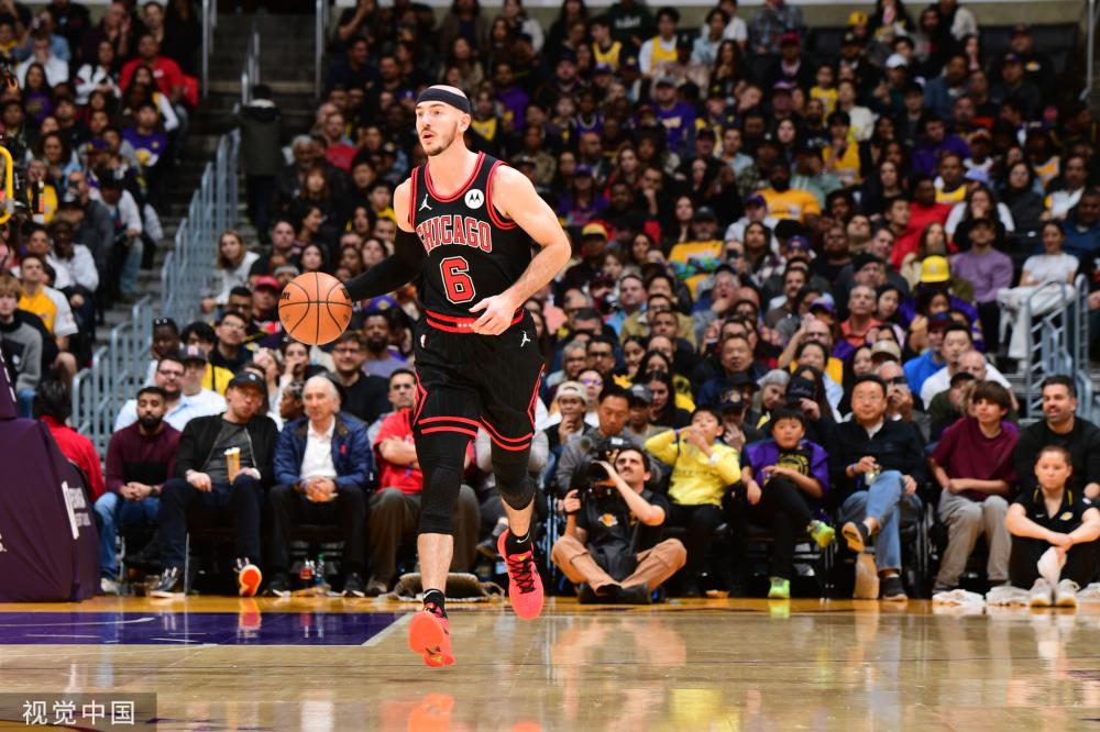 年轻球员在 年轻球员在